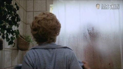 Tuesday Weld Nude as Kate Linville Holroyd. Breasts. 210008
