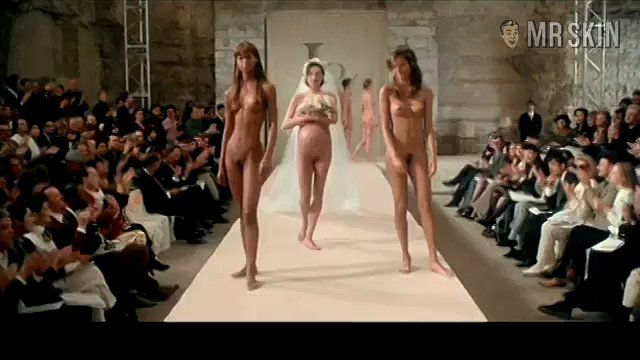 Tara Leon in Ready to Wear (1994) Breasts Butt Bush Breasts Bush 191698