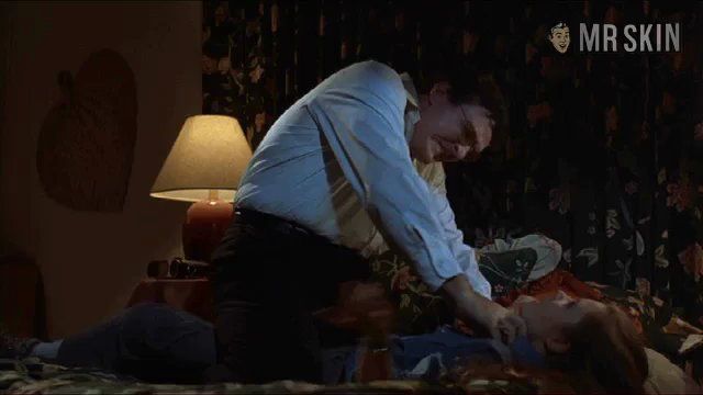 Jennifer Jason Leigh Nude as Tracy Harris. Breasts. 207572