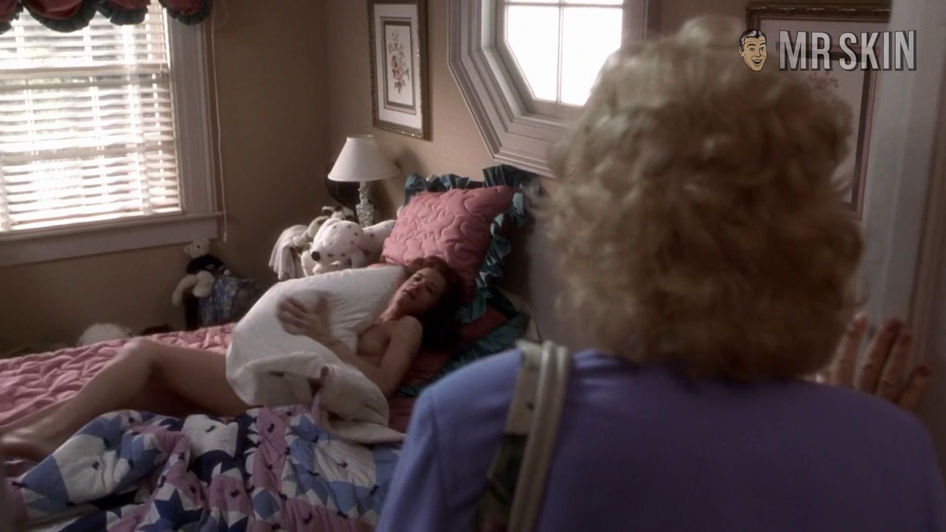 Juliette Lewis in The Evening Star (1996) Left Breast Breasts Left Breast 306381