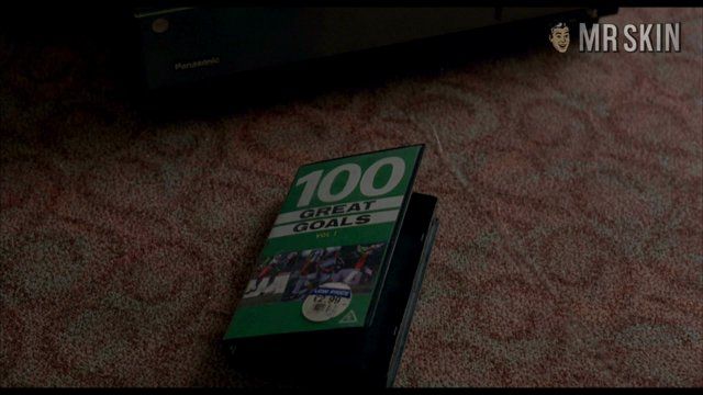 Pauline Lynch Naked in Trainspotting. Breasts, underwear. 184819