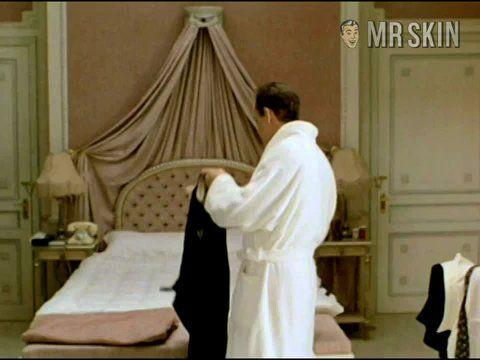 Sexiest Scenes of Tina Leslie Oates from Object of Beauty. Underwear, body double, breasts. 195635