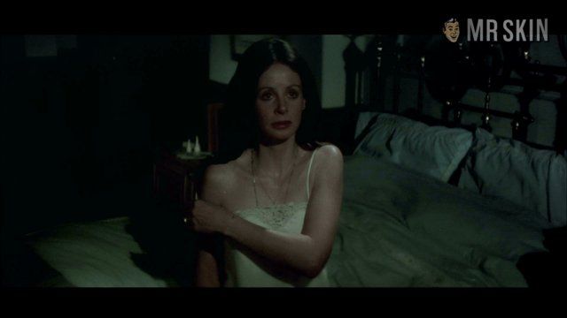 Sarah Miles Nude in The Sailor Who Fell from Grace with the Sea. Full Nudity, breasts, bush. 176728