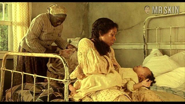 LisaGay Hamilton in Beloved (1998) Breasts Breasts 175635