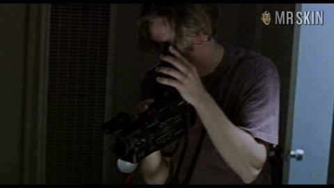 Hottest Elisabeth Shue Scene in Leaving Las Vegas. Sexy, breasts, left nipslip. 176048
