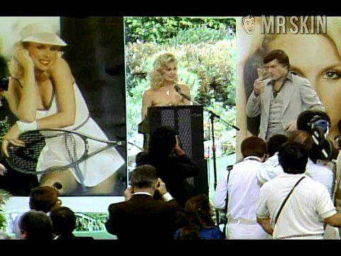 Dorothy Stratten Nude as Herself. Breasts. 200210