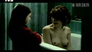 Valerie Crunchant in Toutes ces belles promesses (2003) Breasts Bush Breasts Bush 172830