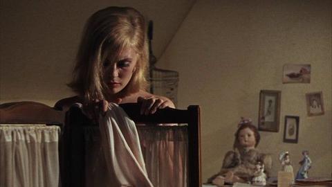 Faye Dunaway Nude in Bonnie and Clyde. Left Breast, breasts, butt. 259426