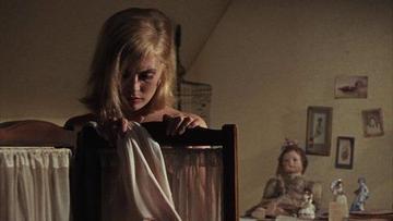 Faye Dunaway in Bonnie and Clyde (1967) Left Breast Breasts Butt 259426