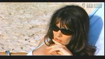 Anne Parillaud in Shattered Image (1998) Bikini Bikini Breasts 184963