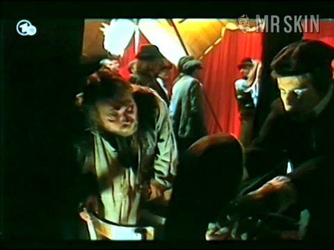 Karina Fallenstein Naked in Die Serpentintänzerin. Breasts, bush, butt. 193867