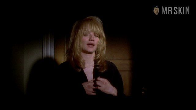 Ellen Barkin in Switch (1991) Right Nipslip Breasts Right Nipslip 223577