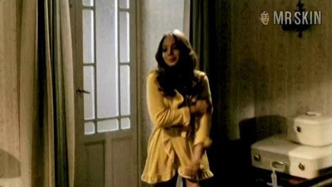 Sexiest Scenes of Genevieve Bennett from Werewolf's Shadow. Sexy, Underwear, breasts. 197723