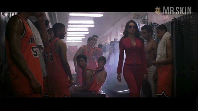 Agent Cody Banks's Sexiest Scenes with Angie Harmon. Sexy. 208170