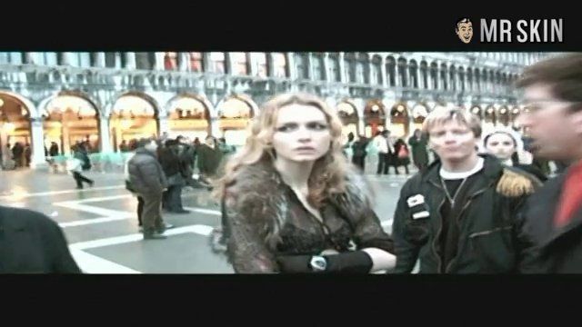 Stefania Rocca in Hotel (2001) Breasts Breasts 187049