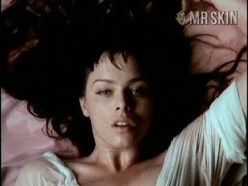 Melinda Clarke in Return to Two Moon Junction (1995) Breasts Butt Breasts Butt 205726