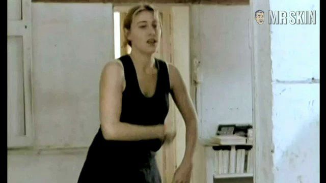 Valeria Bruni Tedeschi in Oublie-moi (1995) Breasts Bush Breasts Bush 189683