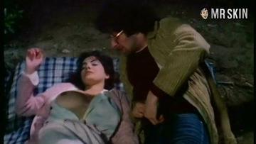 Donatella Damiani in La liceale seduce i professori (1979) Breasts Breasts Butt 191063