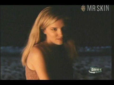Danielle Weeks in Humanoids from the Deep (1996) Breasts Butt Body Double Body Double Breasts 186535
