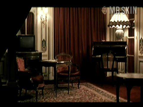 Isabelle Carr in La femme défendue (1997) Breasts Butt Bush Breasts Bush 190688