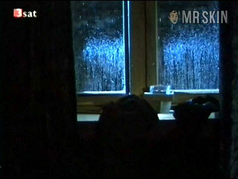 Sandra Nettelbeck in Unbeständig und kühl (1995) Breasts Breasts Lesbian 190782