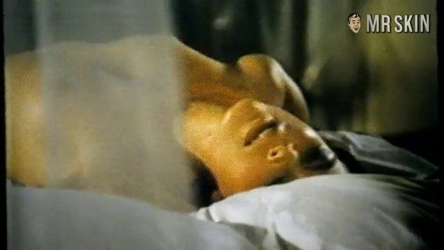 Sandra Wey Naked in Senza scrupoli. Breasts, Butt, bush. 185432