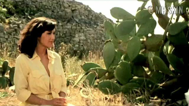 Simona Girardi from La compagna di banco Naked. Breasts, bush, butt. 182045