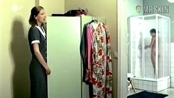 Michou Pascale Anderson in Vertrauen ist alles (1999) Breasts Butt Breasts Butt 187296