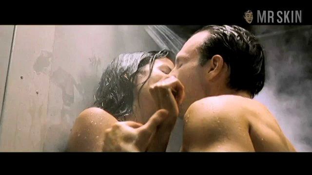Patricia Velasquez in Mindhunters (2004) Breasts Breasts Underwear* 198658