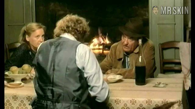 Hottest Béatrice Camurat Scene in Un chien dans un jeu de quilles. Sexy, breasts, butt. 193946