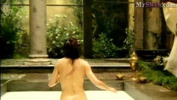 Carole Bouquet in Dagobert (1984) Butt Butt 172154