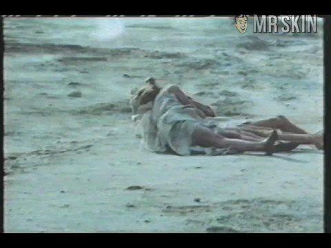 Camille Keaton Naked as NA. Butt, breasts, bush. 187431