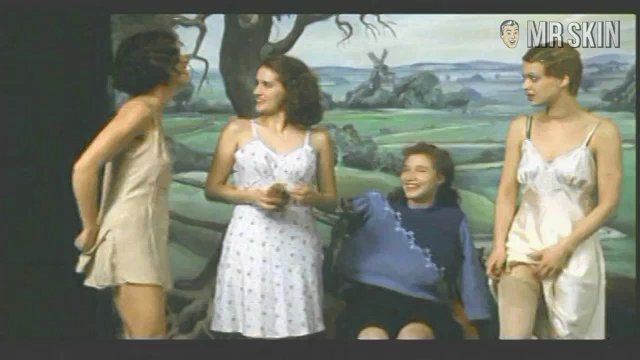 Johanna Wokalek in Aimée & Jaguar (1999) Breasts Bush Lesbian Breasts Bush 185377