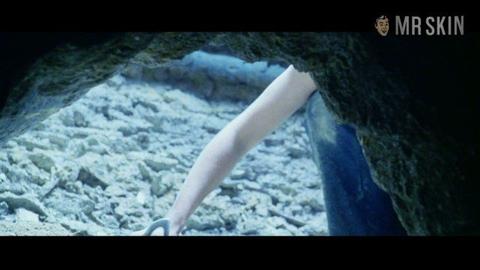 Sexiest Radha Mitchell Scene in Pitch Black. Sexy. 225307
