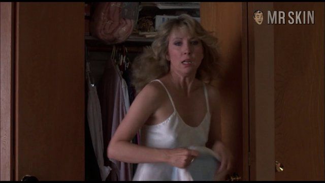 Hottest Teri Garr Scene in Out Cold. Sexy. 193928