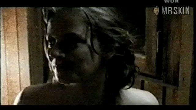Amanda Ooms Nude as NA. Breasts, bush, butt. 183500