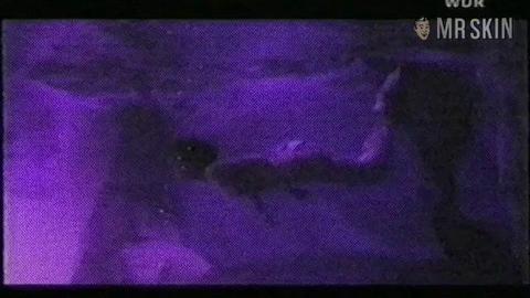 Amanda Ooms Nude in Recycled. Breasts, Bush, butt. 183502