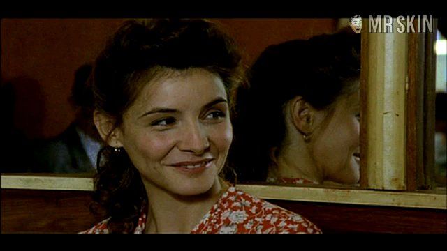 Clotilde Courau in Almost Peaceful (2002) Bush Bush 207189