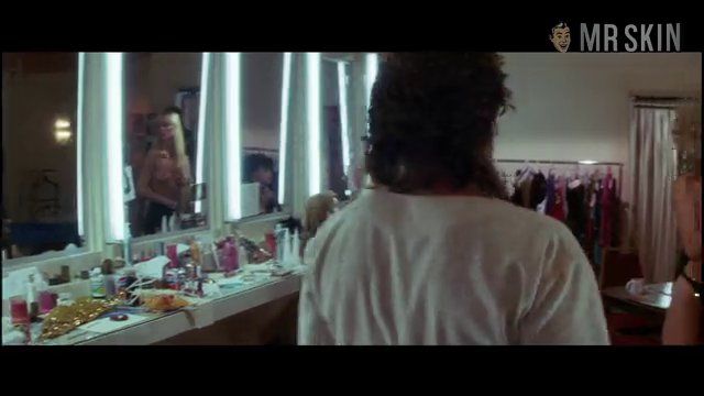 Teri Hatcher, Roxanne Kernohan in Tango & Cash (1989) Sexy Breasts Breasts Sexy 178855