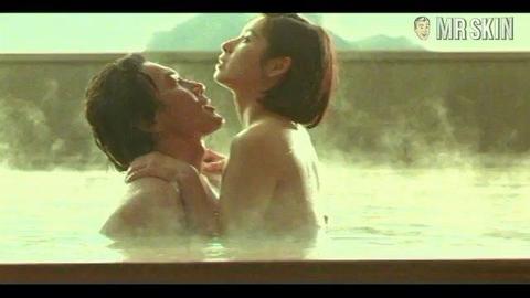 Hitomi Kuroki Nude in Paradise Lost. Breasts. 186778