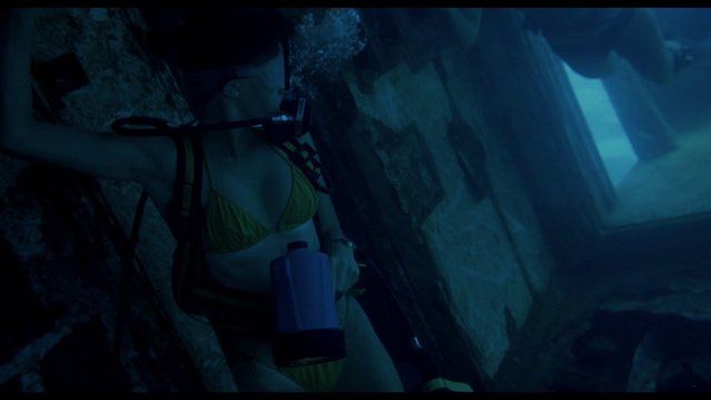 Hottest Jan Eisner Mannon Scene in Piranha Part Two: The Spawning. Bikini, breasts, bush. 269552