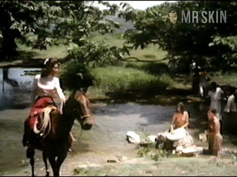 Alma Muriel in El valle de los miserables (1974) Breasts Breasts Butt* 181478