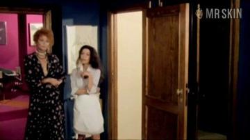 Edwige Fenech in La vergine, il toro e il capricorno (1977) Breasts Butt Bush Bikini Breasts 193990