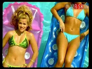Jessica Cauffiel in Legally Blonde (2001) Bikini Bikini 193017