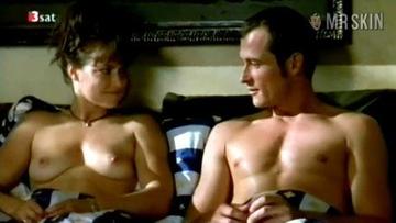 Ellen Ten Damme in Das Paar des Jahres (1998) Breasts Breasts Bush 186354
