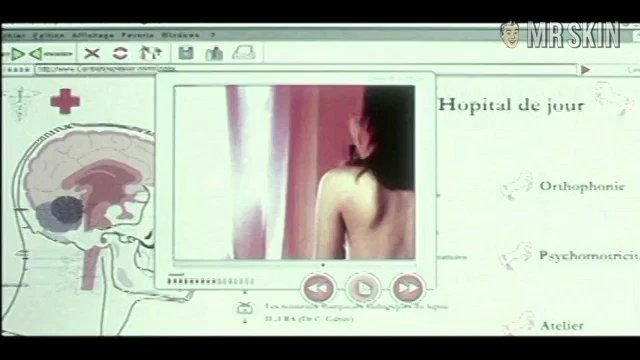 Clémence Poésy Naked in Bienvenue chez les Rozes. Breasts, underwear. 187093