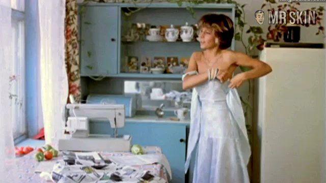 Natalya Negoda in Little Vera (1988) Breasts Breasts Bush 222478