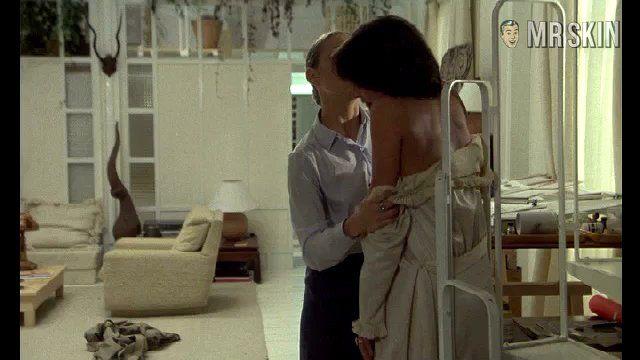 Elisabeth Margoni in The Professional (1981) Breasts Thong Breasts Thong 194414