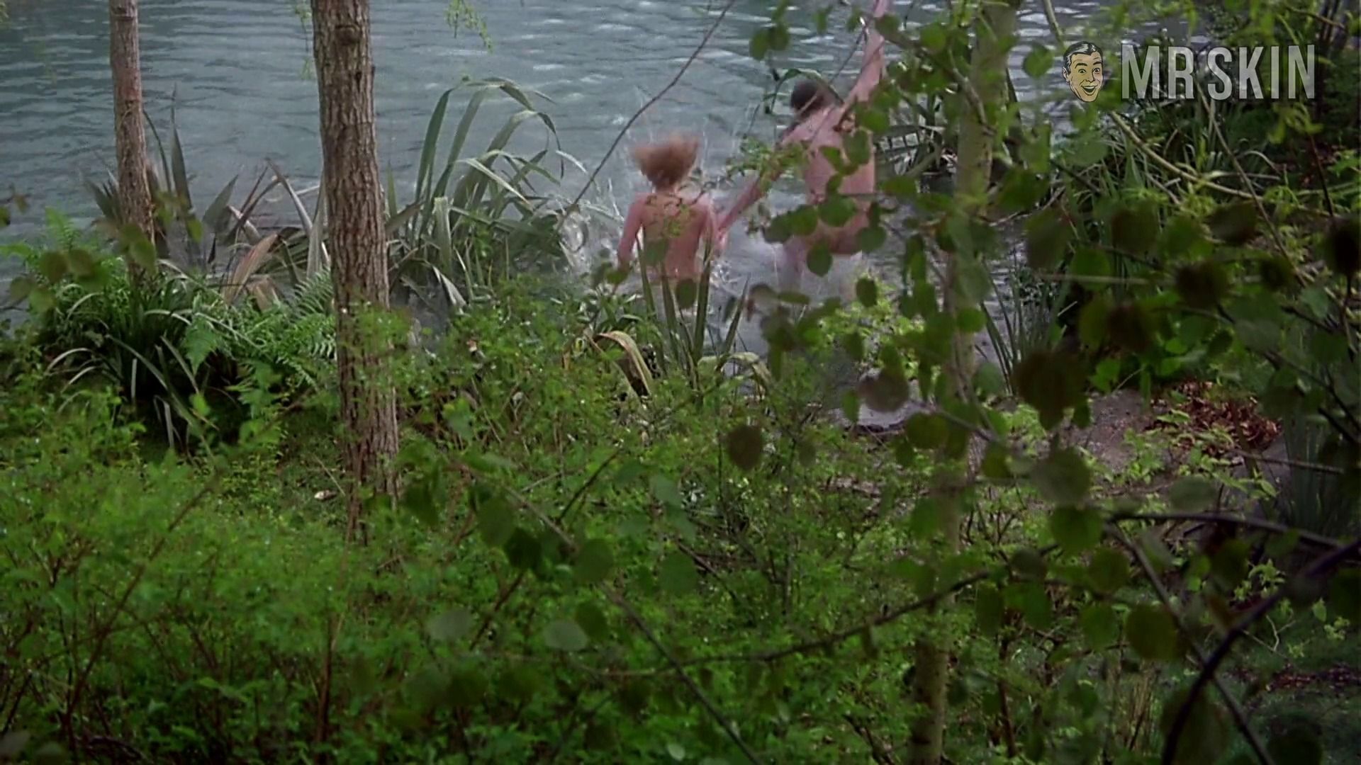 Kate Winslet Naked in Iris. Butt, breasts, bush. 195403