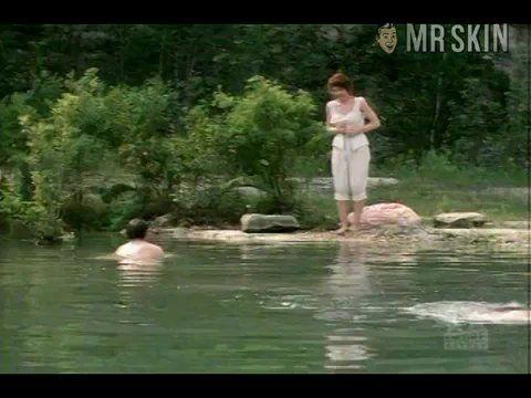 Wendel Meldrum in Beautiful Dreamers (1990) Breasts Bush Breasts Bush 182247